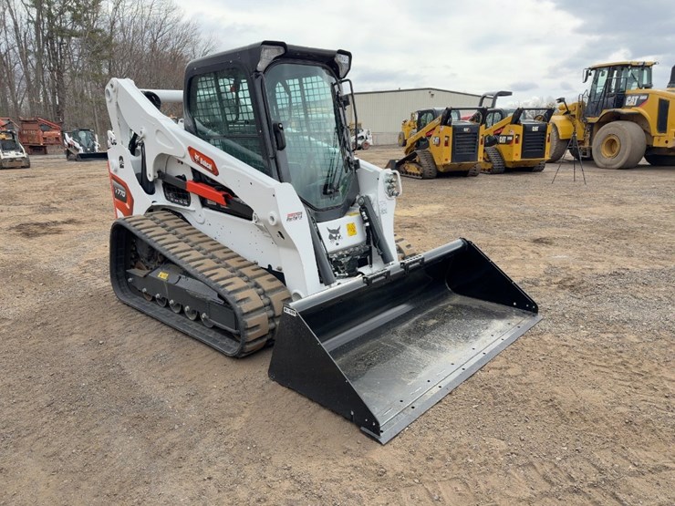 2024-bobcat-t770-image-7