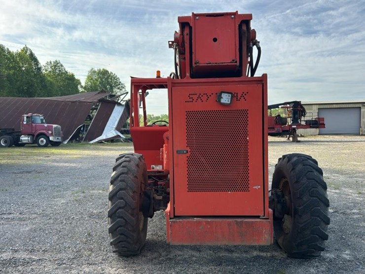 sky-trak-8042-image-4