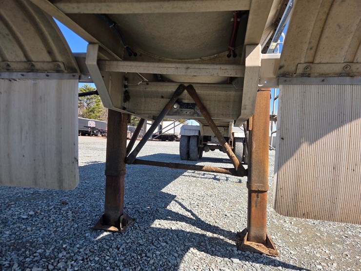 1978-walker-tanker-image-26