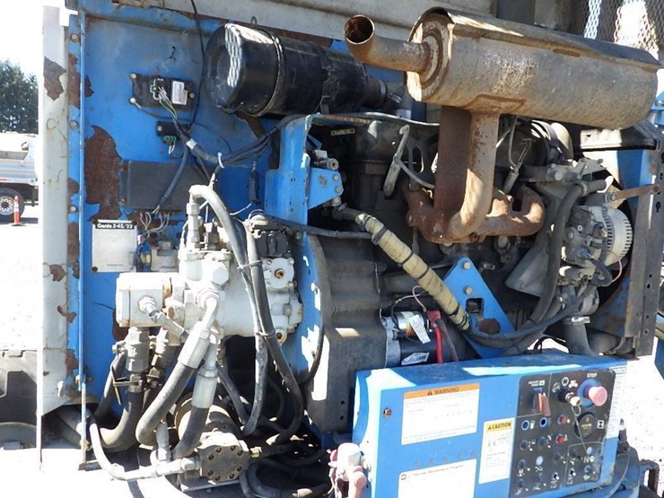 1995-genie-z-45/22-articulating-boom-lift-image-13