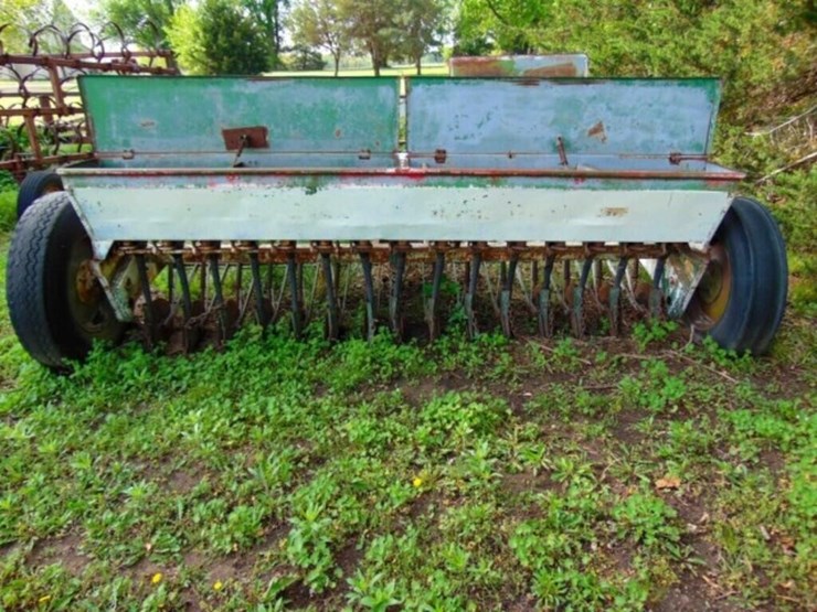 oliver-double-drill-with-hitch-image-14