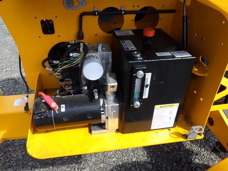 2025-haulotte-5533a-s/a-towable-boom-lift-image-13