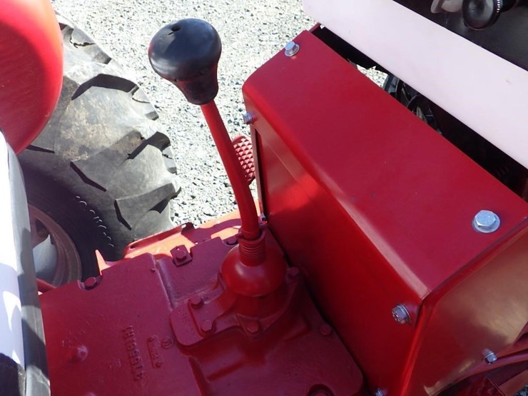 international-tractor-image-23