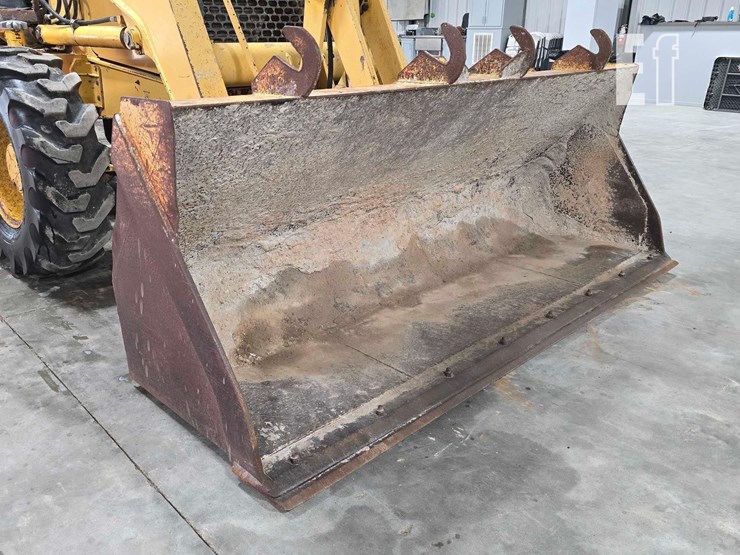 2005-deere-410g-image-10