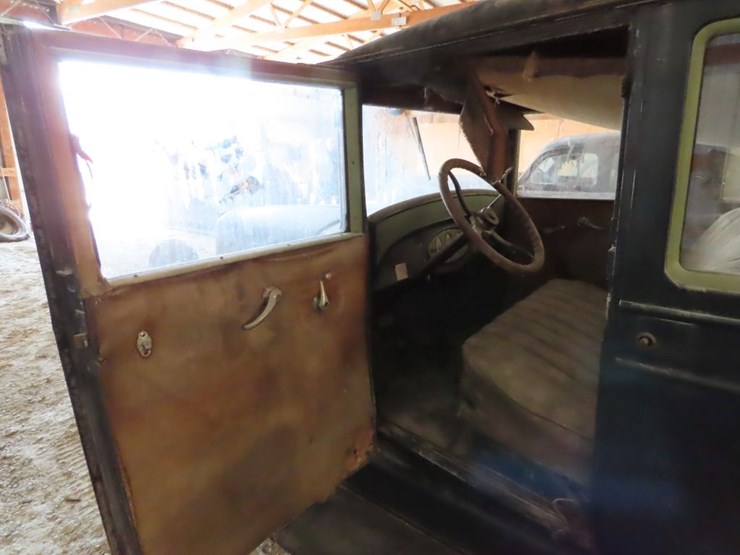 1928-chevrolet-4dr-sedan-image-9