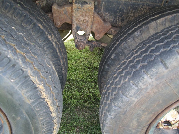 1969-chevrolet-c60-image-5