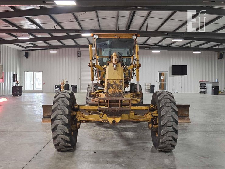 1989-caterpillar-120g-image-7