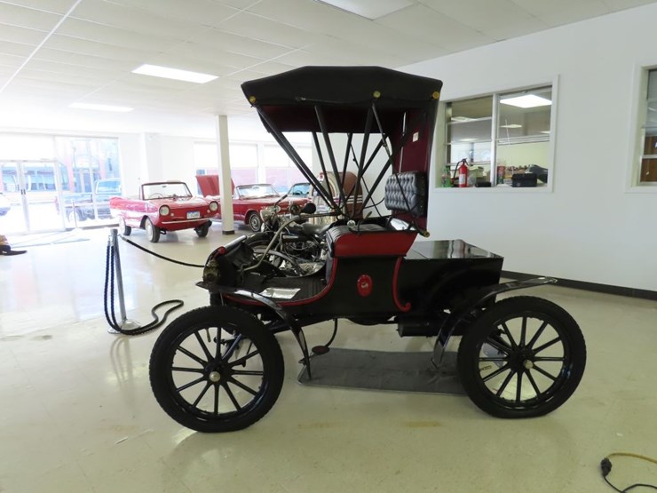 1902-curved-dash-oldsmobile-runabout-image-26