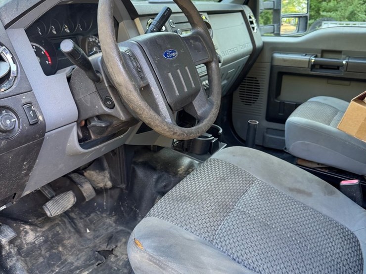 2012-ford-f450-image-13