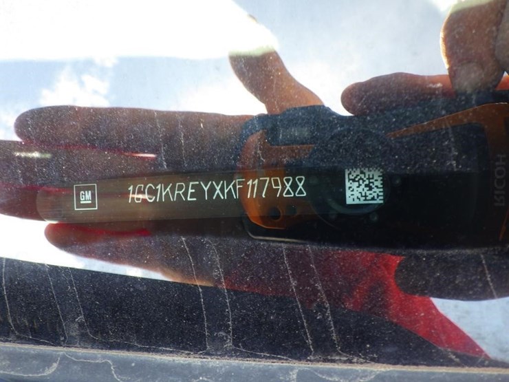 2019-chevrolet-2500hd-image-15