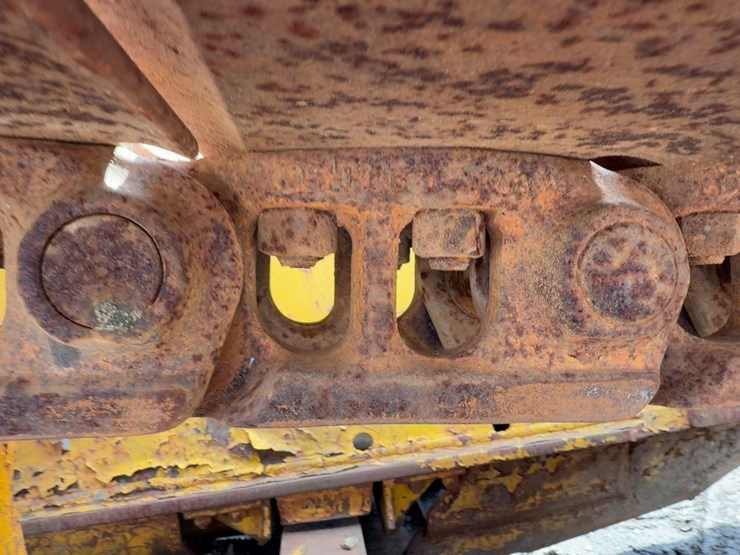 caterpillar-d6-image-19