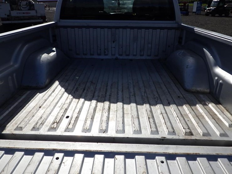 2005-dodge-dakota-image-9