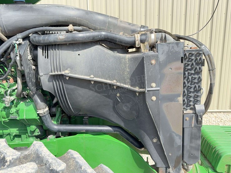 john-deere-200-image-63