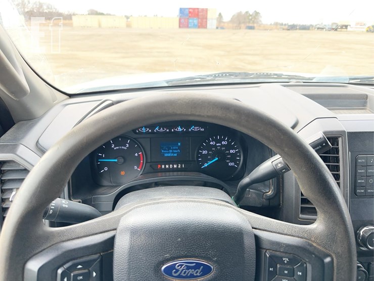 2019-ford-f350-image-10