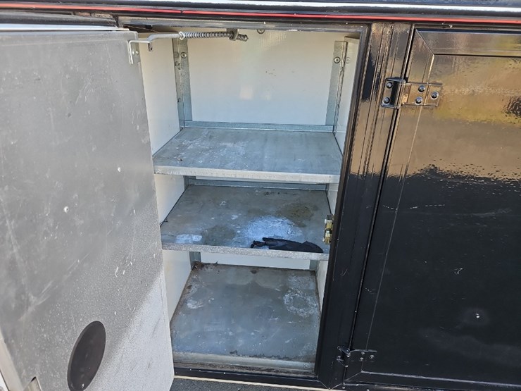 2005-ford-e450-image-26