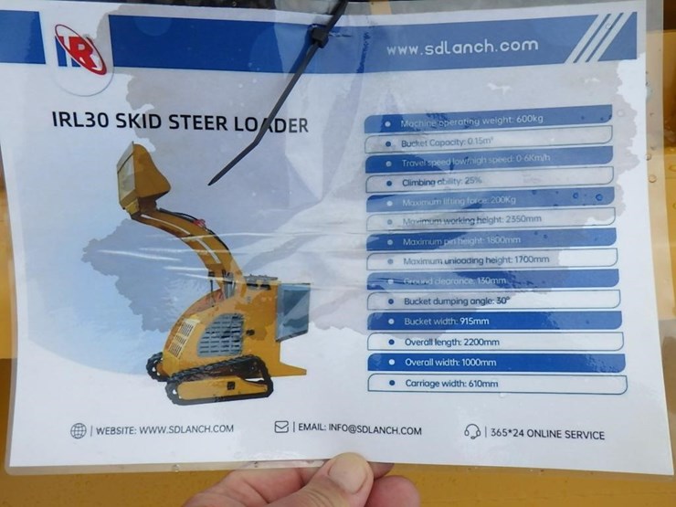 2026-ir-l30-skid-steer-tracked-loader-image-13