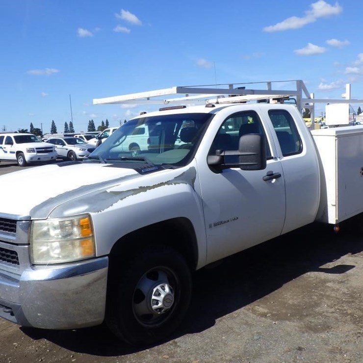 2009 CHEVROLET 3500HD