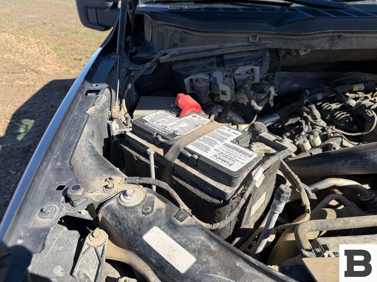 2021-ford-f150-image-35