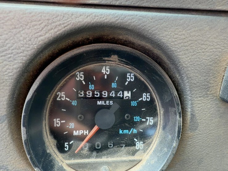 1998-mack-rd690s-image-34