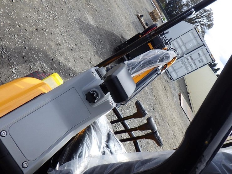 2026-vicsec-20-hydraulic-excavator-image-23