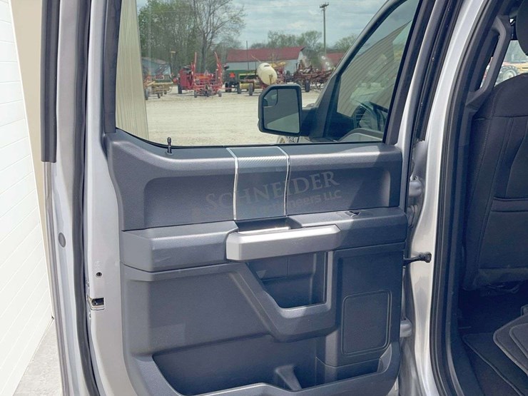 2020-ford-f150-image-42