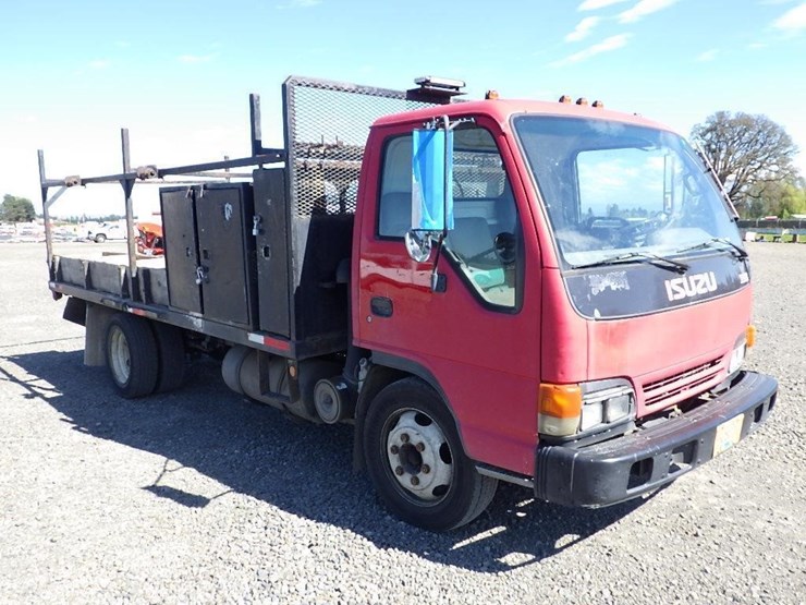 2000-isuzu-nqr-image-3