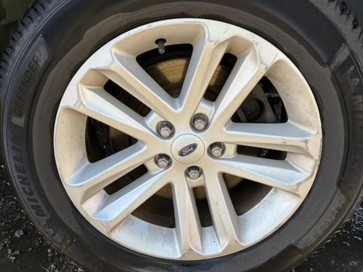 2012-ford-explorer-image-7