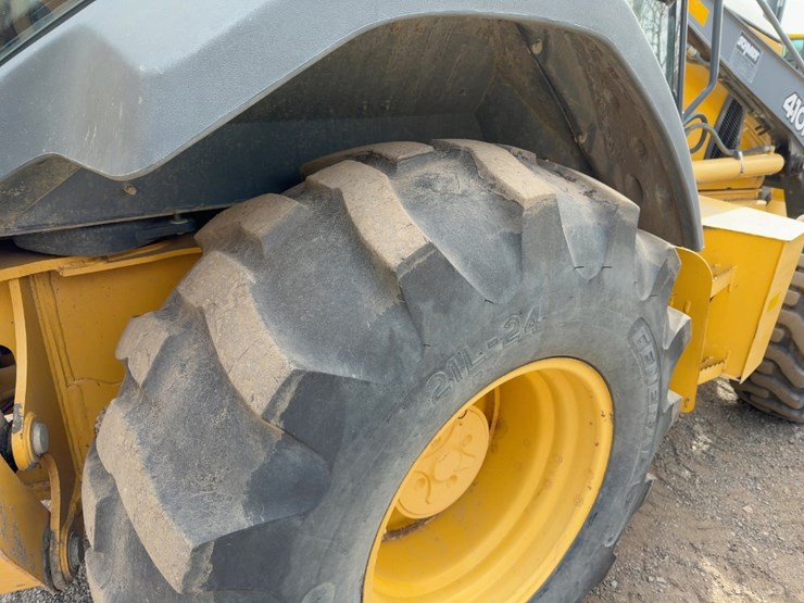 2012-deere-410k-image-11