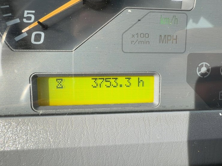 2013-komatsu-wa250pz-6-image-28