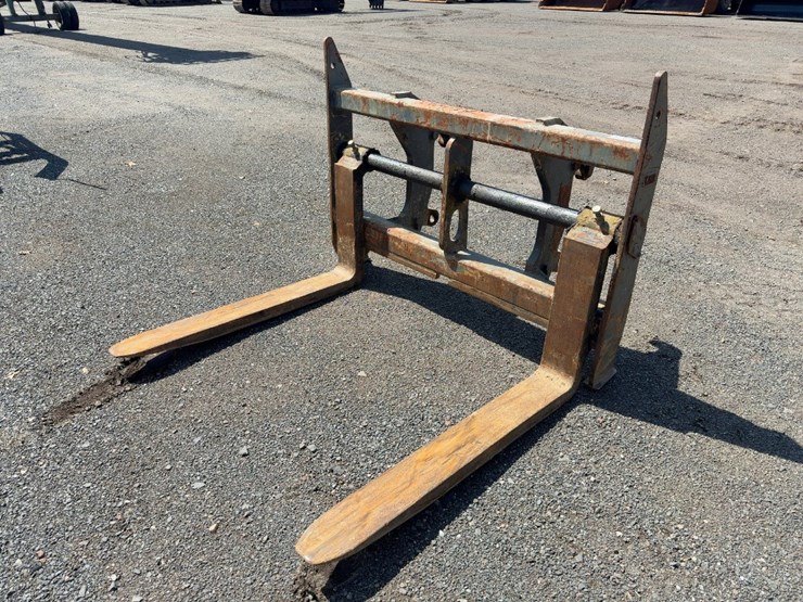 komatsu-wa270-image-1