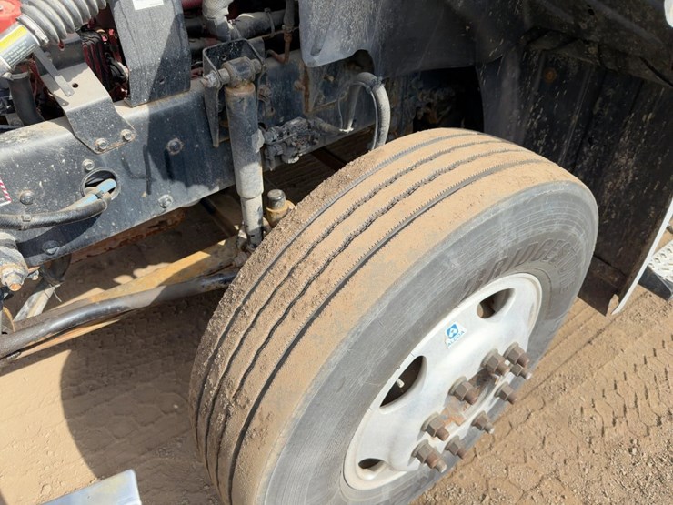 2018-mack-pinnacle-cxu613-image-10