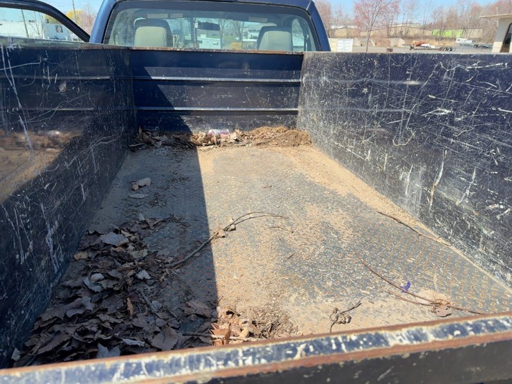 2015-ford-f250-xl-image-16