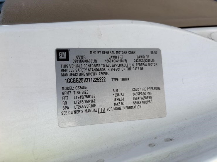 2007-chevrolet-express-2500-image-19