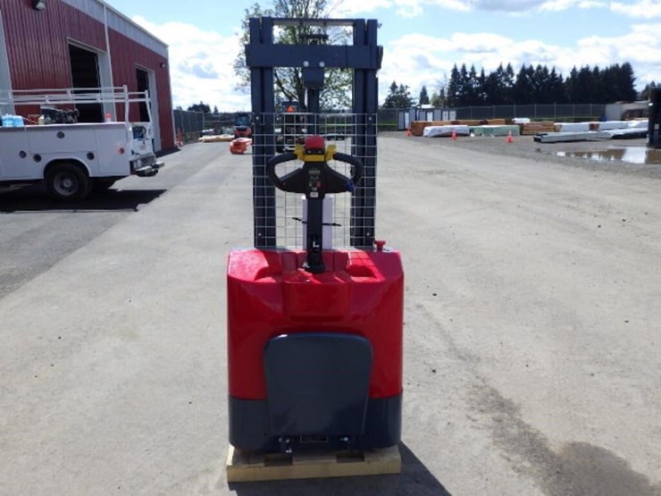 2026-sdlool-st1500-electric-stacker-truck-image-6