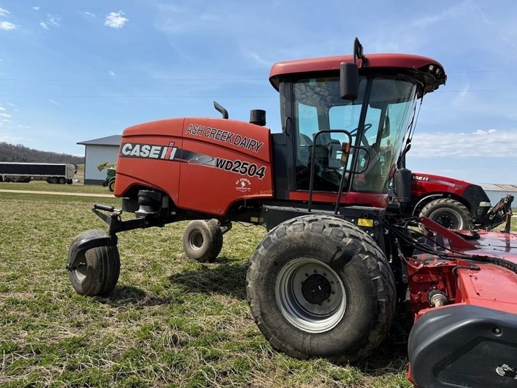 2015-case-ih-wd2504-image-7