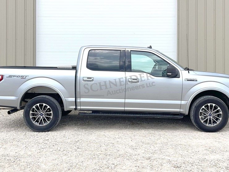 2020-ford-f150-image-3