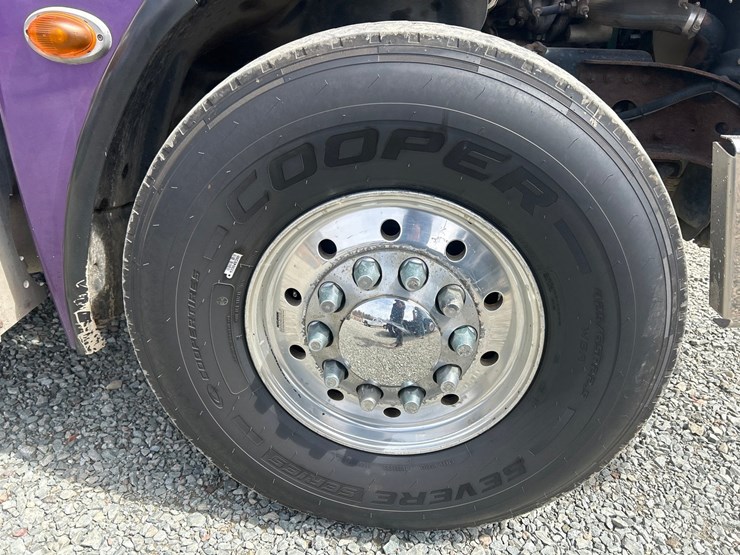 2010-massey-ferguson-8-image-77