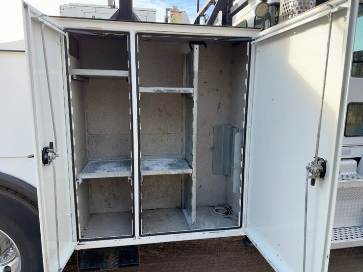 2017-kenworth-t270-image-23