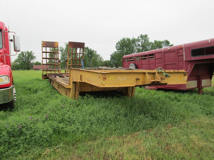#46170-•-homemade-22'-t/a-steel-fixed-neck-lowboy-trailer-image-2