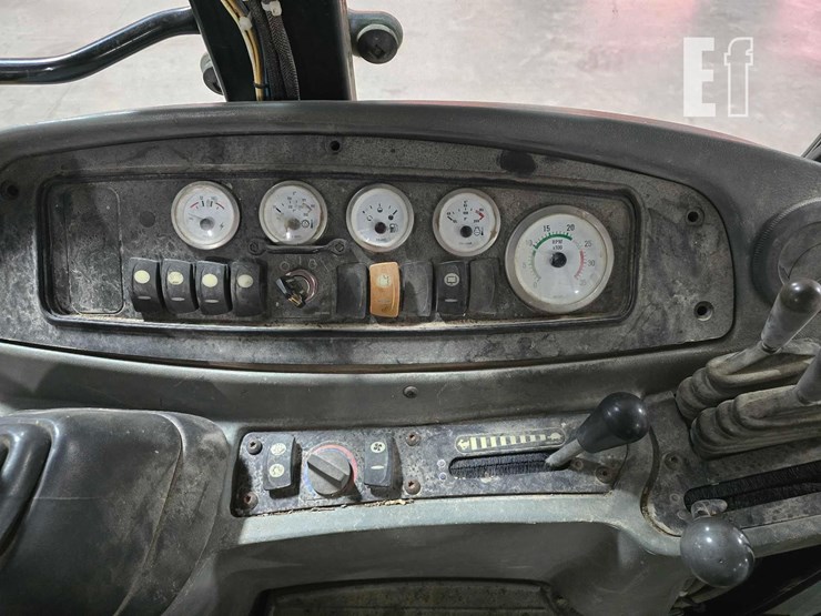 2003-caterpillar-420d-it-image-27