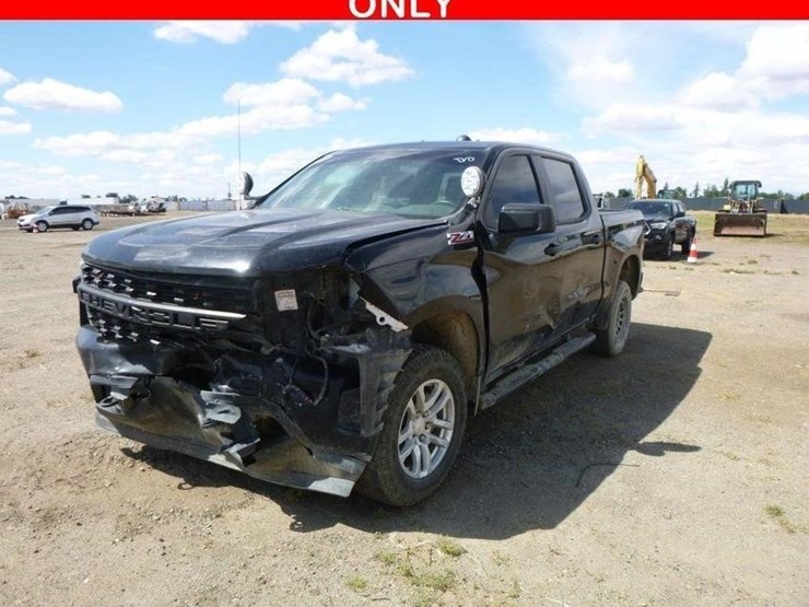 2022-chevrolet-silverado-1500-image-1