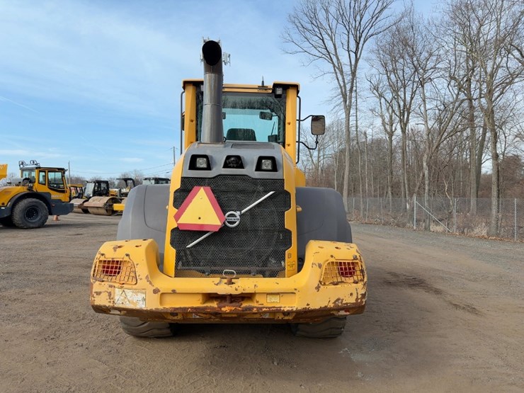 2013-volvo-l70g-image-4