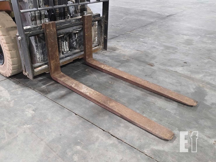 2019-caterpillar-gp25n-image-10