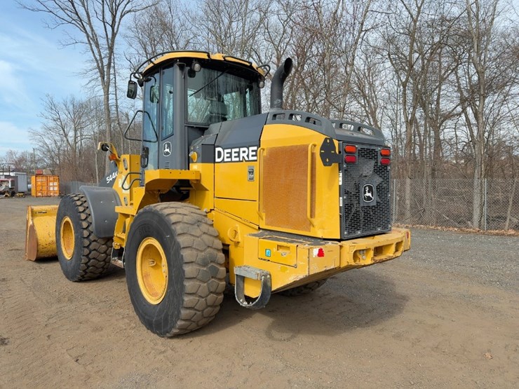 2018-deere-544k-image-3