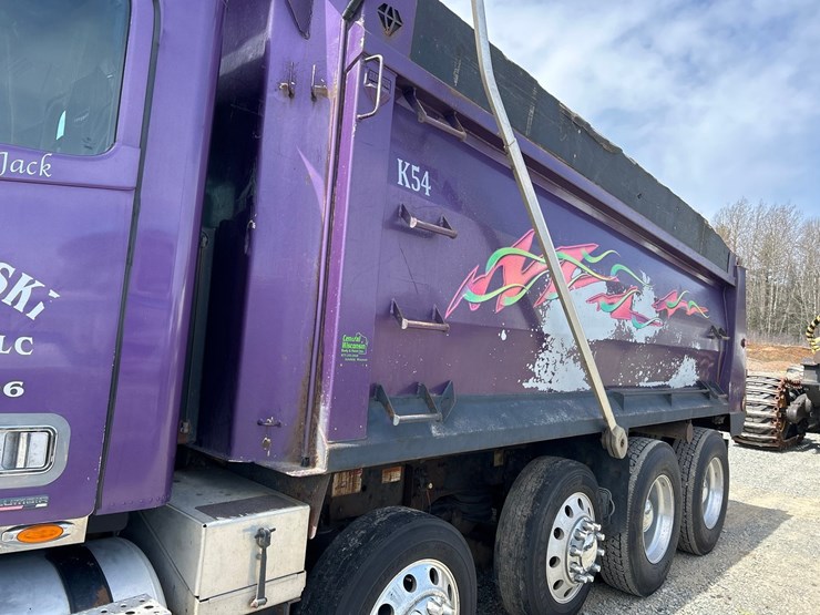 2010-massey-ferguson-8-image-15