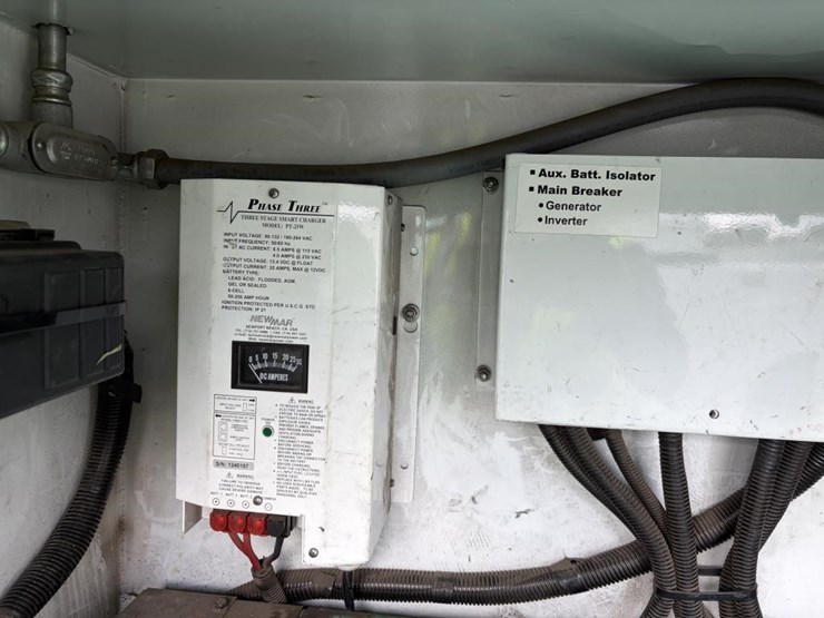 2012-ford-f550-image-14