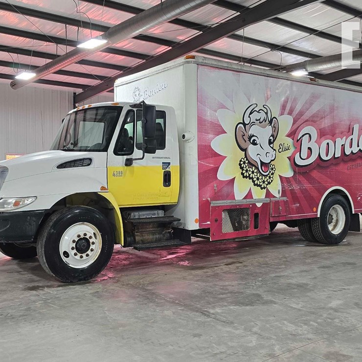 2007 INTERNATIONAL DURASTAR 4300