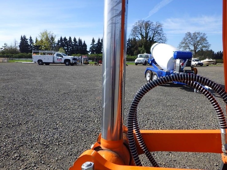 2023-develon-dx85r-3-hydraulic-excavator-image-23