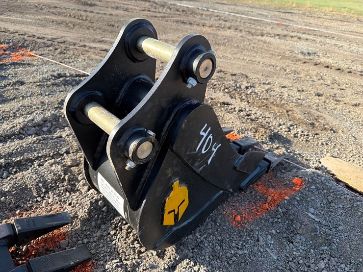 caterpillar-303-image-2