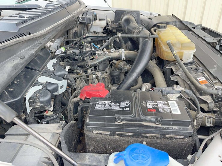 2020-ford-f150-image-28